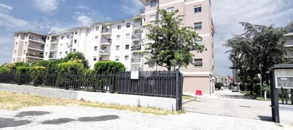 4 rooms Apartment in Pomigliano d'Arco, Italy No. 98413 53