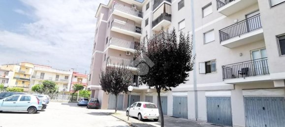 4 rooms Apartment in Pomigliano d'Arco, Italy No. 98413 22