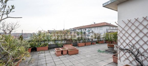 4 bedrooms Penthouse in Milan, Italy No. 243214 26