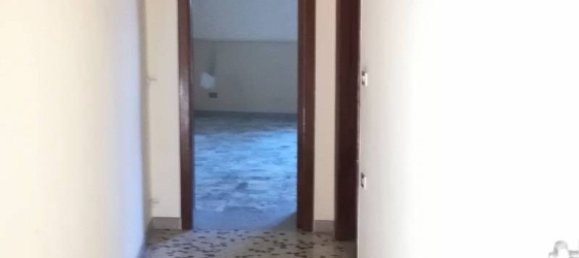 3 rooms Apartment in Curti, Italy No. 88551 6