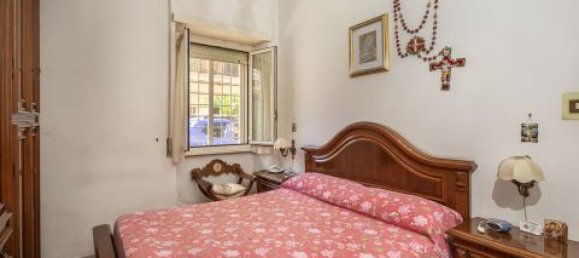 1 bedroom Apartment in Rome, Italy No. 381438 8