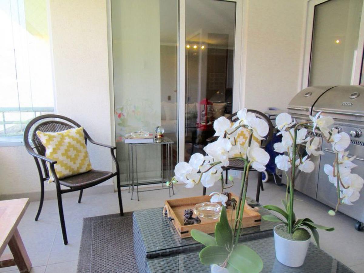 3 bedrooms Apartment in Santiago, Chile No. 5379