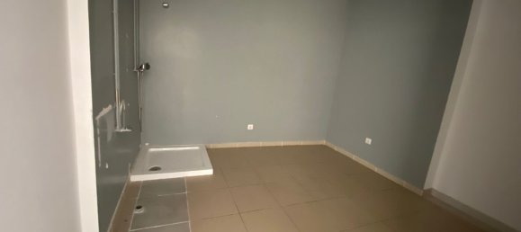 Gewerbliche Immobilie in Leiria, Portugal 100m², Nr. 90300 8