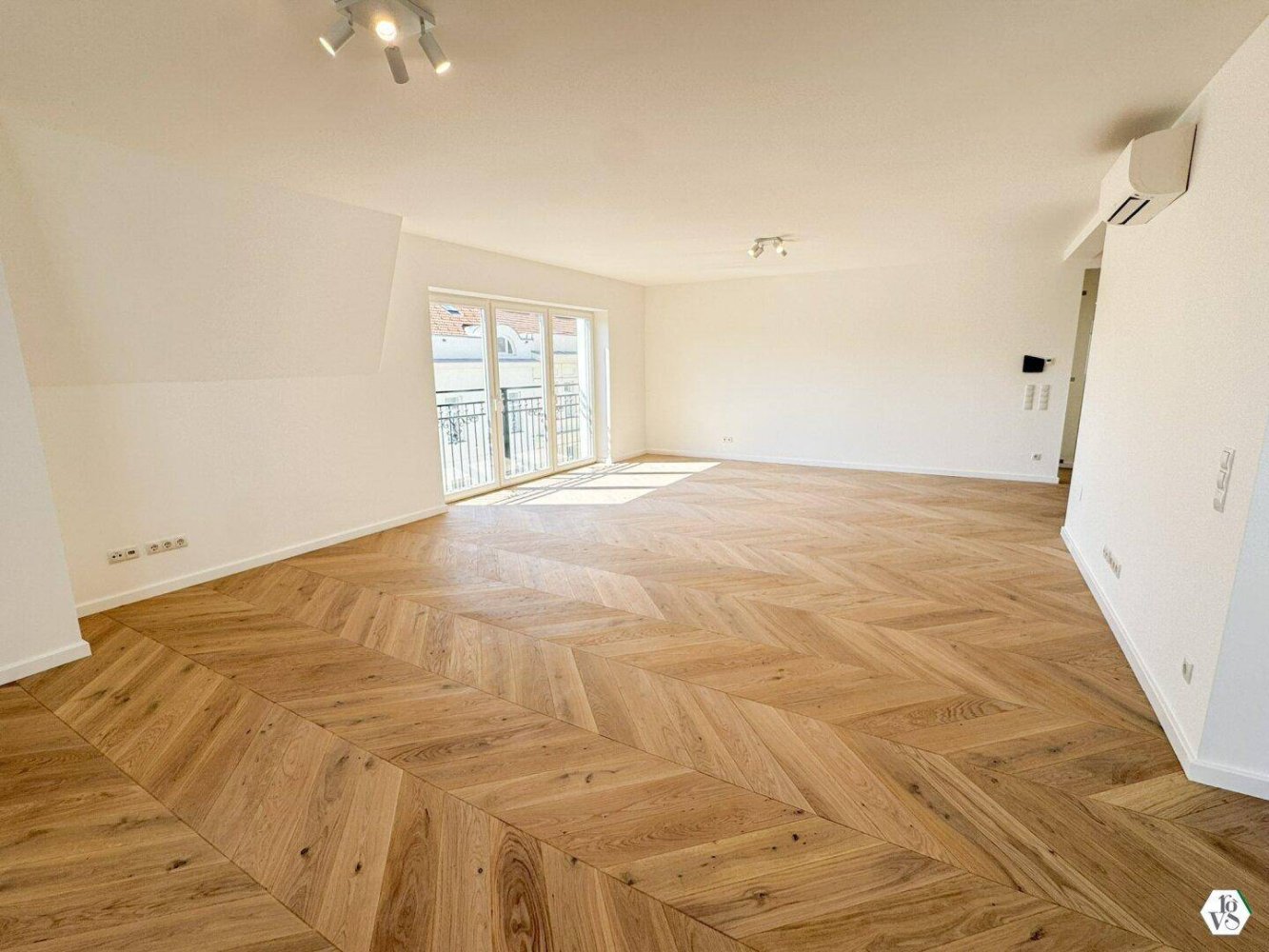 5غرفة شقة في Wieden, Austria رقم 183896