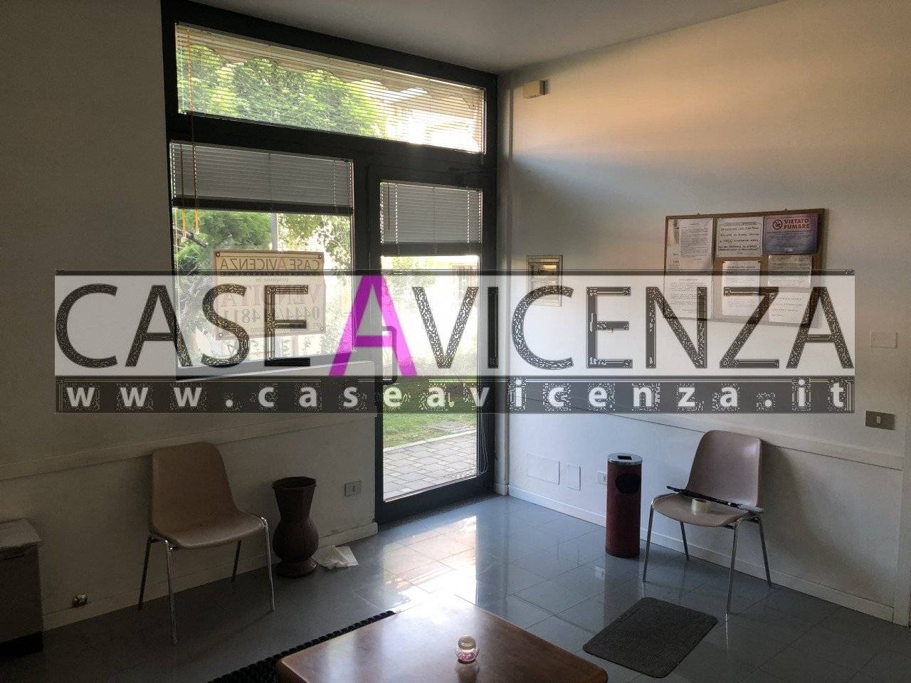 2 rooms Office in Veggiano, Italy No. 107587