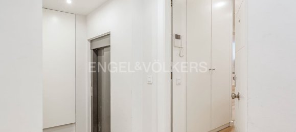 3 bedrooms Apartment in Eixample, Spain No. 161435 21