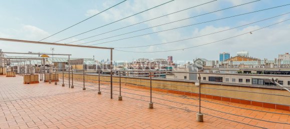 3 bedrooms Apartment in Eixample, Spain No. 161435 27