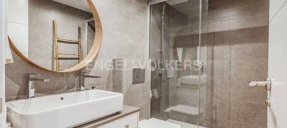 3 bedrooms Apartment in Eixample, Spain No. 161435 6