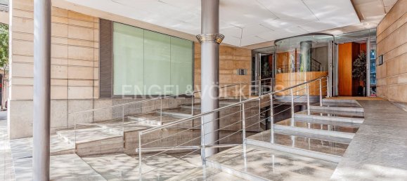 3 bedrooms Apartment in Eixample, Spain No. 161435 31