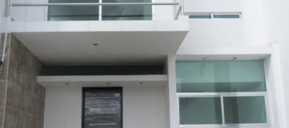 Casa de 2 dormitorios en Querétaro, Mexico No. 174217 2