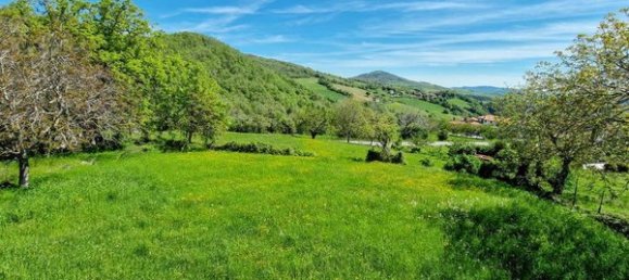 8-Zimmer Haus in Pietrarubbia, Italy, Nr. 90131 2