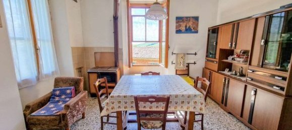 8-Zimmer Haus in Pietrarubbia, Italy, Nr. 90131 14