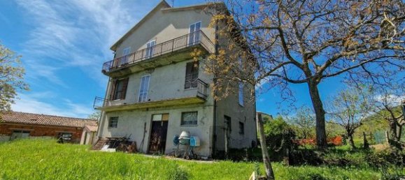 8-Zimmer Haus in Pietrarubbia, Italy, Nr. 90131 12