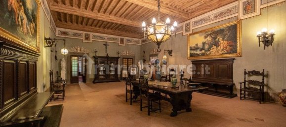 Villa de 5 dormitorios en Capannori, Italy No. 374524 17