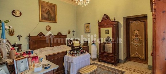 Villa de 5 dormitorios en Capannori, Italy No. 374524 37
