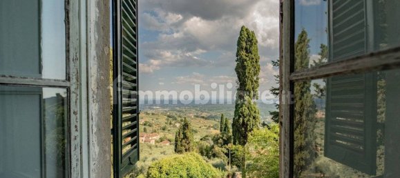 Villa de 5 dormitorios en Capannori, Italy No. 374524 36