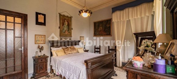 Villa de 5 dormitorios en Capannori, Italy No. 374524 31