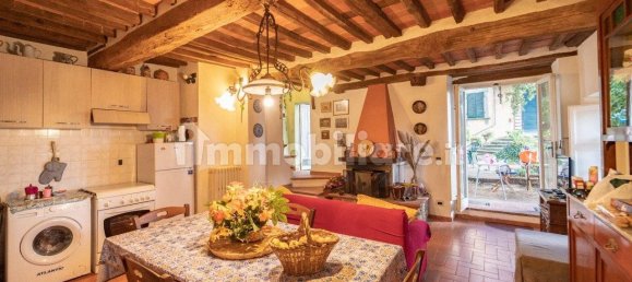 Villa de 5 dormitorios en Capannori, Italy No. 374524 49