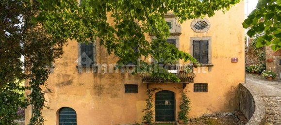 Villa de 5 dormitorios en Capannori, Italy No. 374524 46