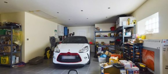 Casa de 3 dormitorios en Saint-Etienne-sous-Barbuise, France No. 85355 16