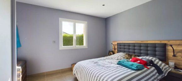 Casa de 3 dormitorios en Saint-Etienne-sous-Barbuise, France No. 85355 8