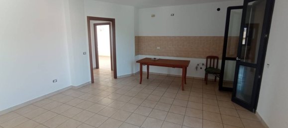 Квартира с 3 спальнями в Монтекальво ин Фоля, Италия № 292824 5