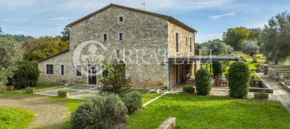 6 bedrooms House in Manciano, Italy No. 78408 2