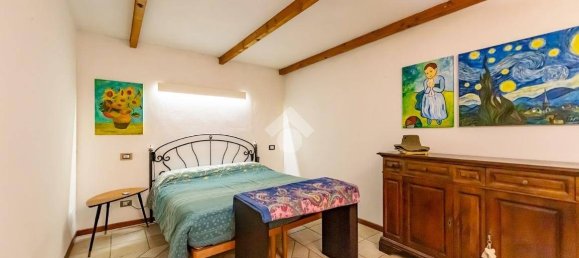 4 bedrooms Villa in Gerenzano, Italy No. 103183 20