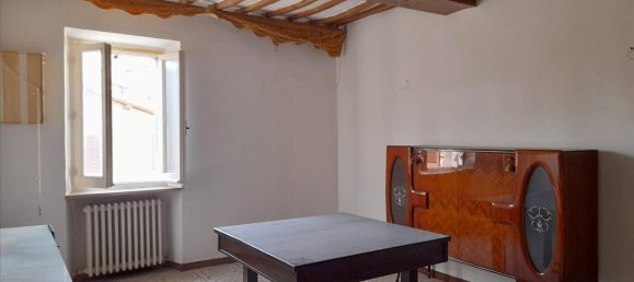 4 rooms Apartment in Castiglione del Lago, Italy No. 106613 2