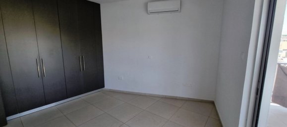 2 bedrooms Apartment in Paphos, Cyprus No. 22210 11