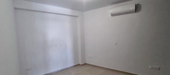 2 bedrooms Apartment in Paphos, Cyprus No. 22210 9