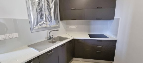 2 bedrooms Apartment in Paphos, Cyprus No. 22210 4