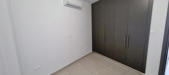 2 bedrooms Apartment in Paphos, Cyprus No. 22210 10