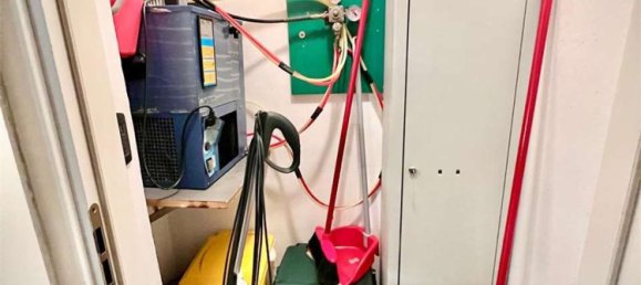 Gewerbliche Immobilie in Aosta, Italy 40m², Nr. 180537 22