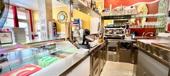 Gewerbliche Immobilie in Aosta, Italy 40m², Nr. 180537 2