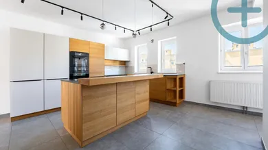 3 bedrooms Duplex in Margareten, Austria No. 194897