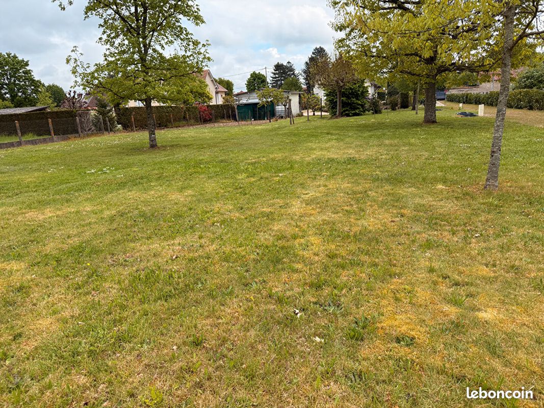 Terrain à Olivet, France 651m² No. 93032