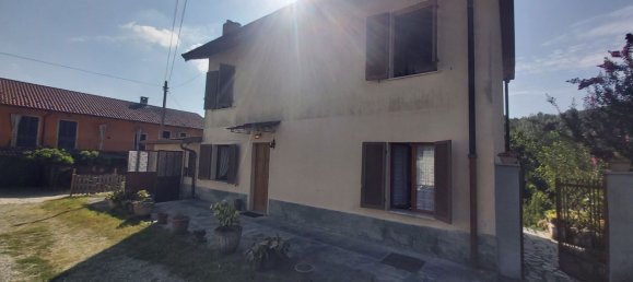 Casa de 6 habitaciónes en Berzano di San Pietro, Italy No. 226673 72