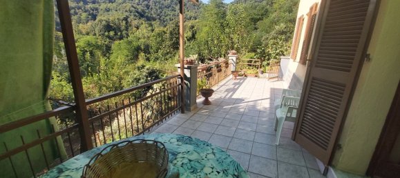 Casa de 6 habitaciónes en Berzano di San Pietro, Italy No. 226673 46