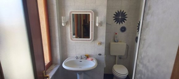 Casa de 6 habitaciónes en Berzano di San Pietro, Italy No. 226673 40