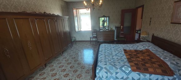 Casa de 6 habitaciónes en Berzano di San Pietro, Italy No. 226673 33