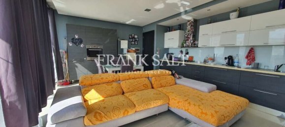 Пентхаус с 2 спальнями в Бирзеббуджа, Мальта № 2710 7