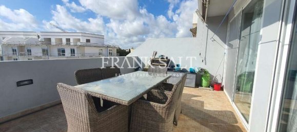 Пентхаус с 2 спальнями в Бирзеббуджа, Мальта № 2710 5