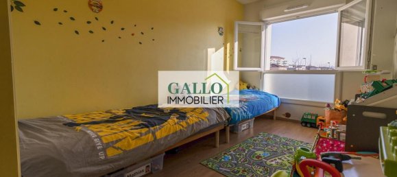 3 غرف نوم شقة في L'Isle-d'Abeau, France رقم 343321 6