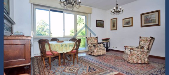7 bedrooms Villa in Buguggiate, Italy No. 360426 13