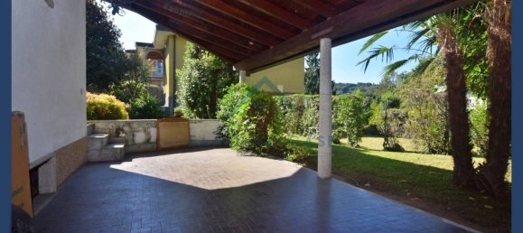 7 bedrooms Villa in Buguggiate, Italy No. 360426 11