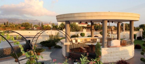 3 bedrooms Villa in Paphos, Cyprus No. 25085 12