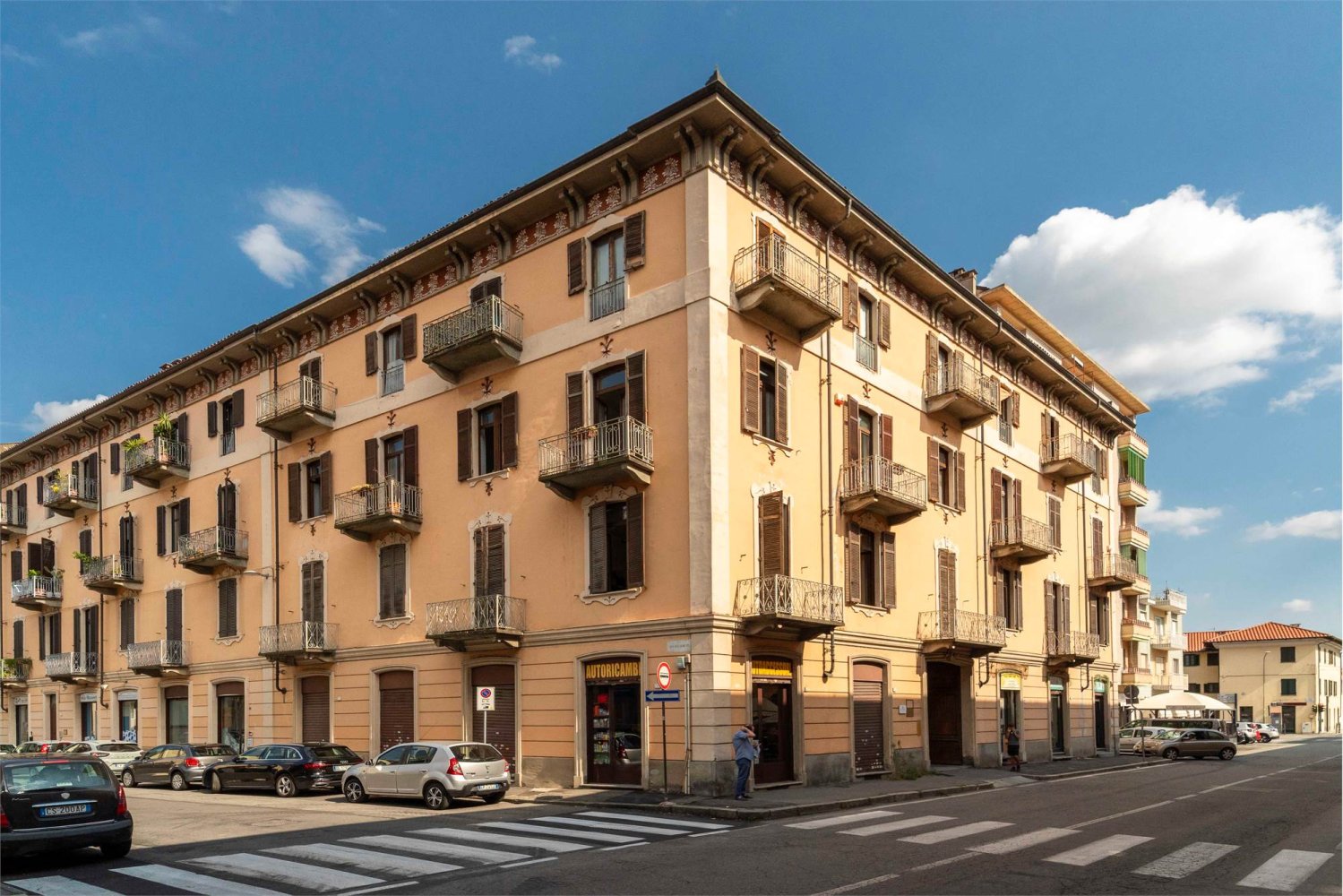 7 rooms Apartment in Pinerolo, Italy No. 344404