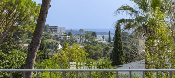 6 bedrooms Villa in Cannes, France No. 291868 10
