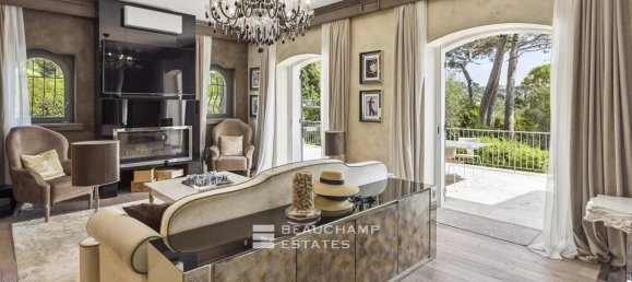6 bedrooms Villa in Cannes, France No. 291868 4